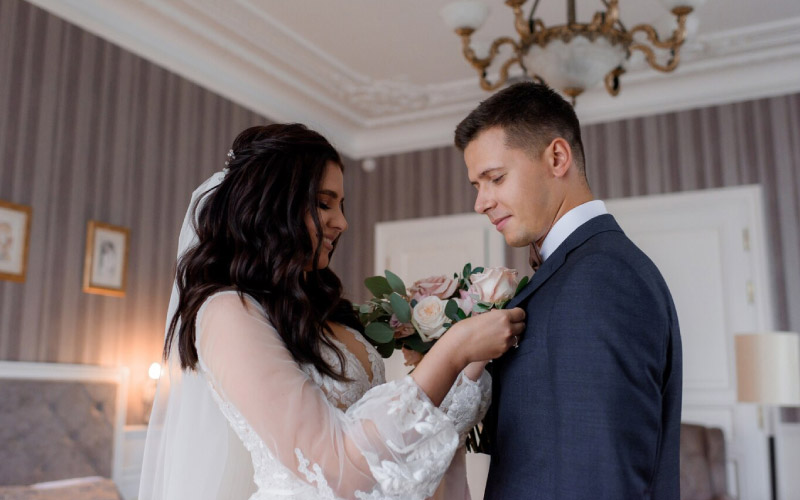 couple getting married in an intimate ceremony, intimate weddings, August 2024, Birmingham, UK